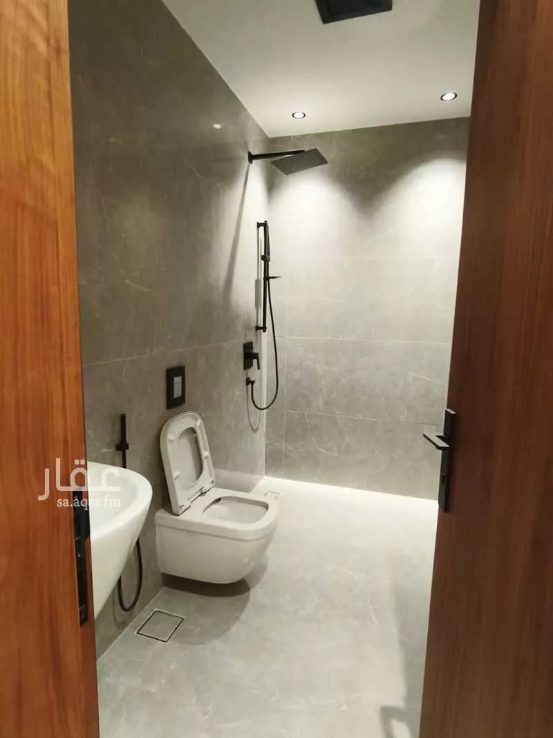 شقة 3 غرف في الملقا 4