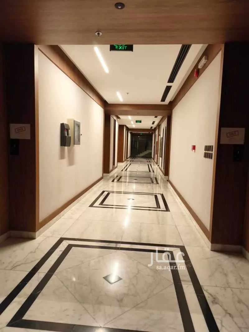 شقة 3 غرف في الملقا 8