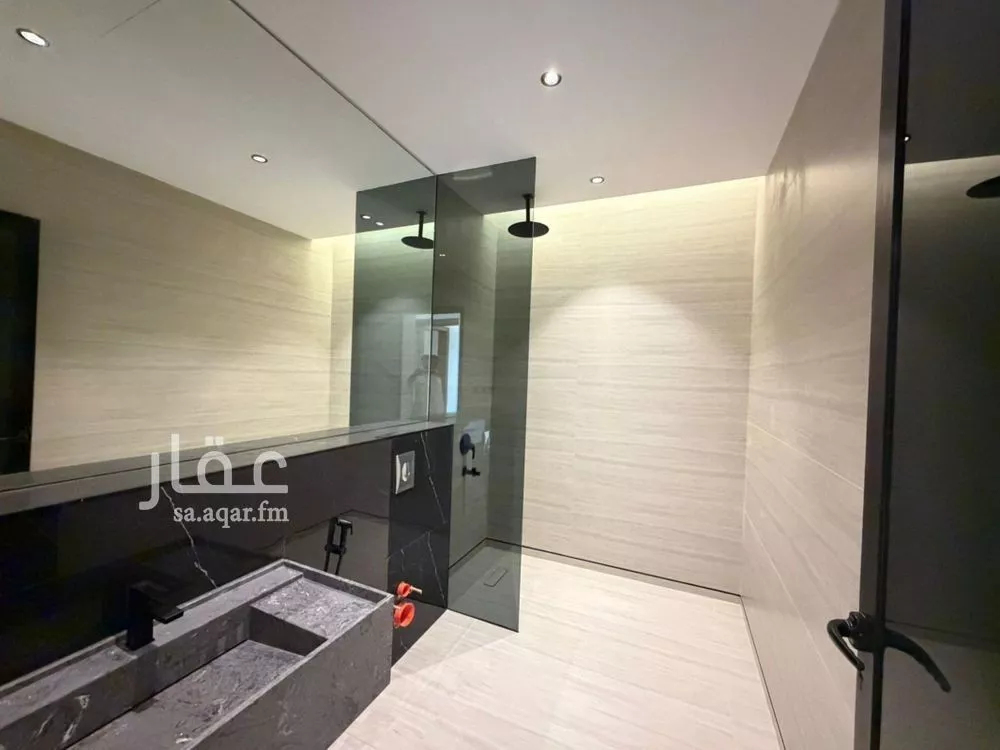 فيلا 5 غرف في العارض 17