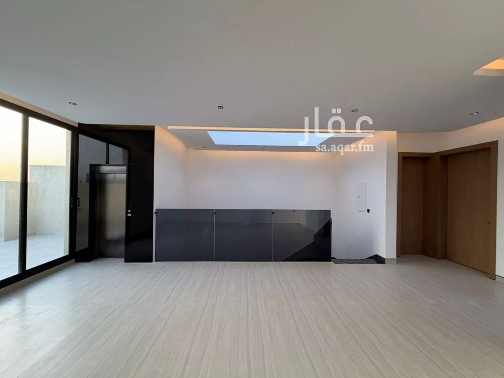 فيلا 5 غرف في العارض 19