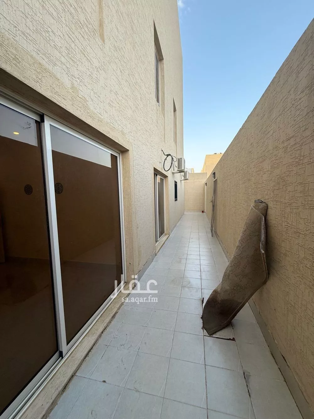 شقة 4 غرف في العارض 6