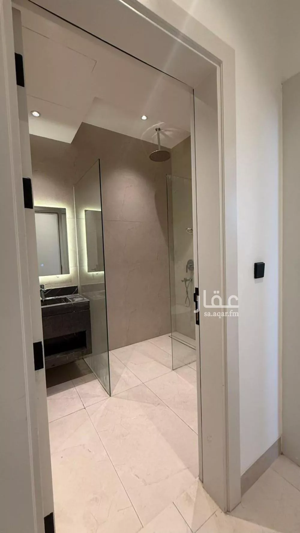 شقة 3 غرف في الرمال 3