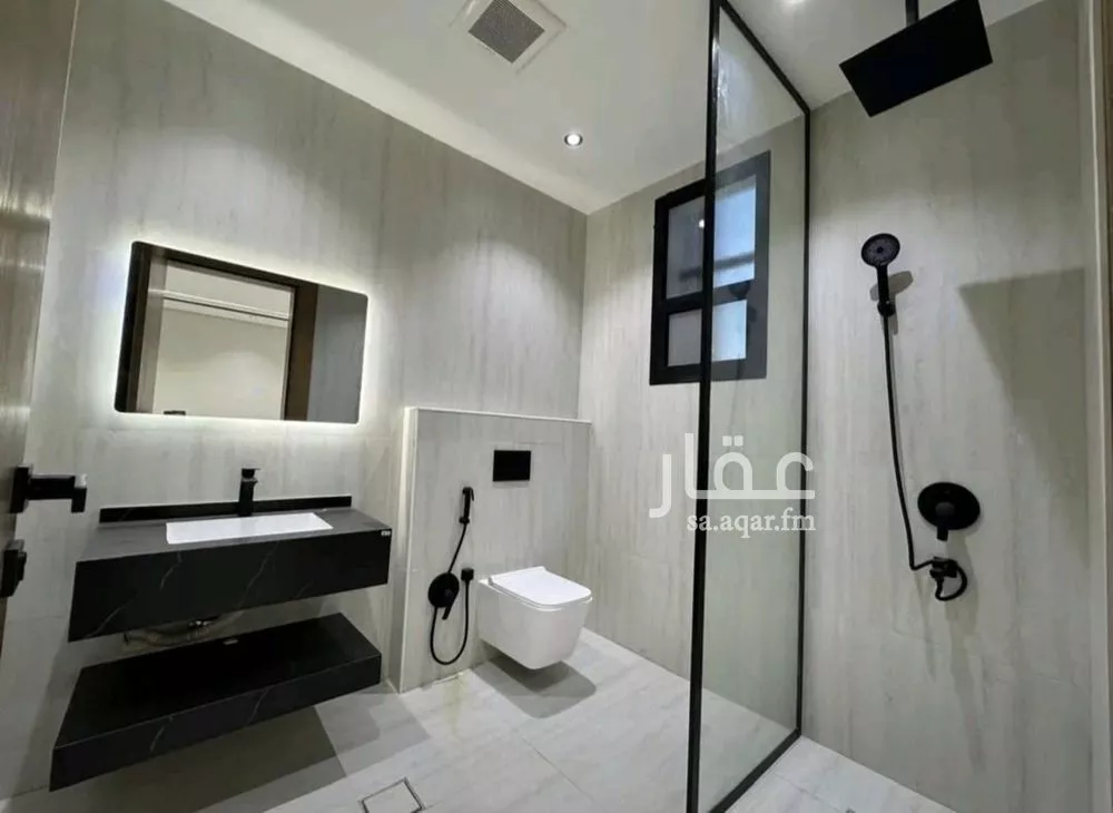 فيلا 5 غرف في العارض 15