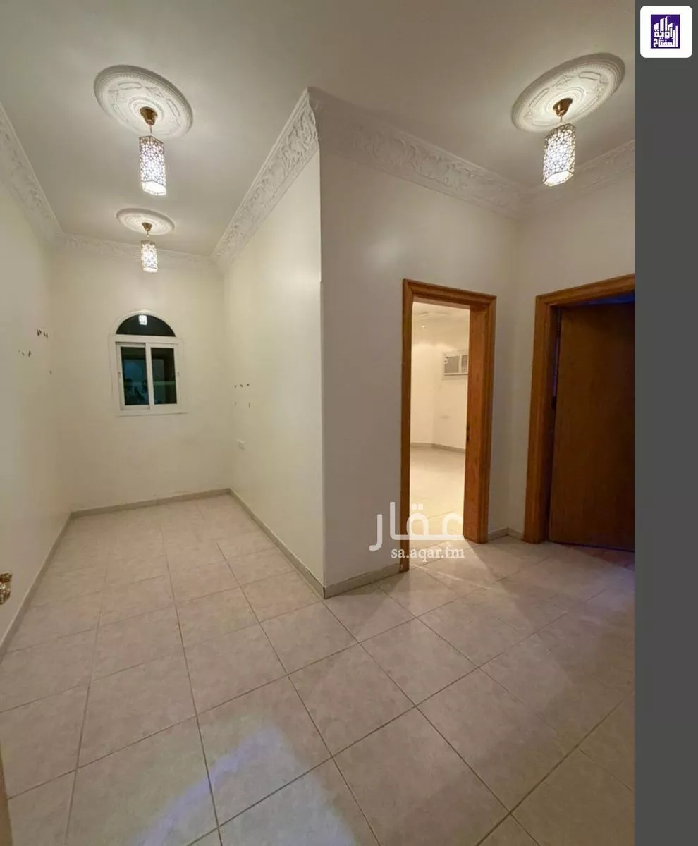 شقة 4 غرف في اشبيلية 11