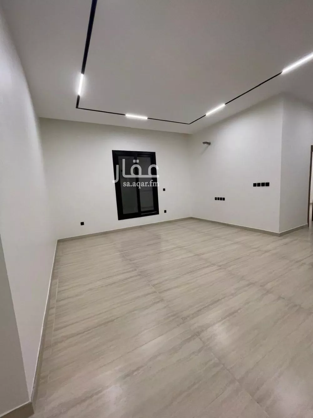 5 bedroom villa in Al Yaqout 27