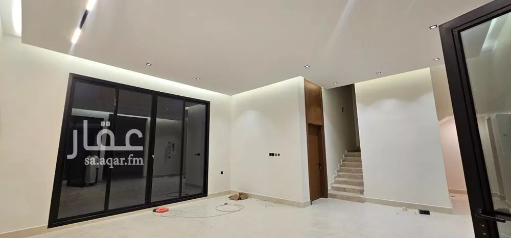 7 bedroom villa in Al Aridh 4