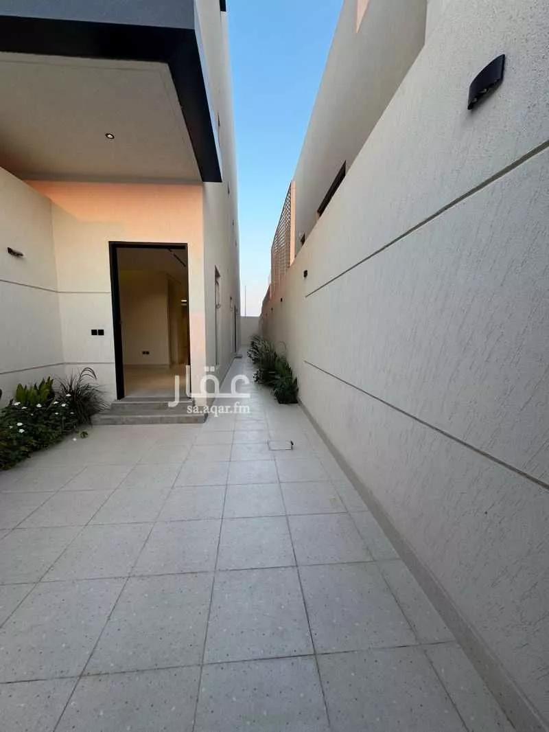 فيلا 4 غرف في النرجس 9