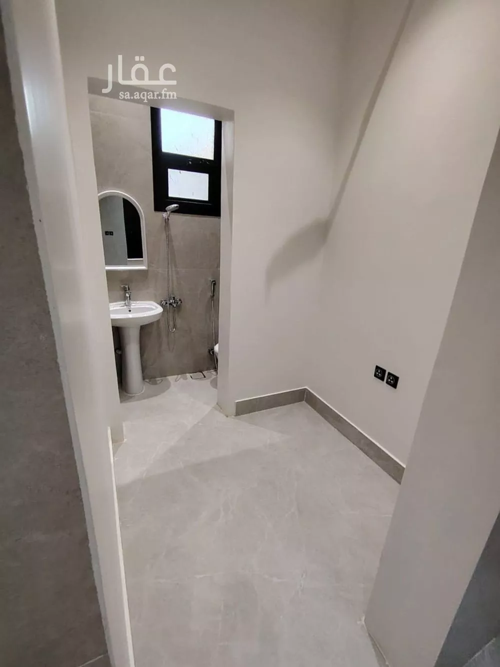 شقة 5 غرف في المونسية 14