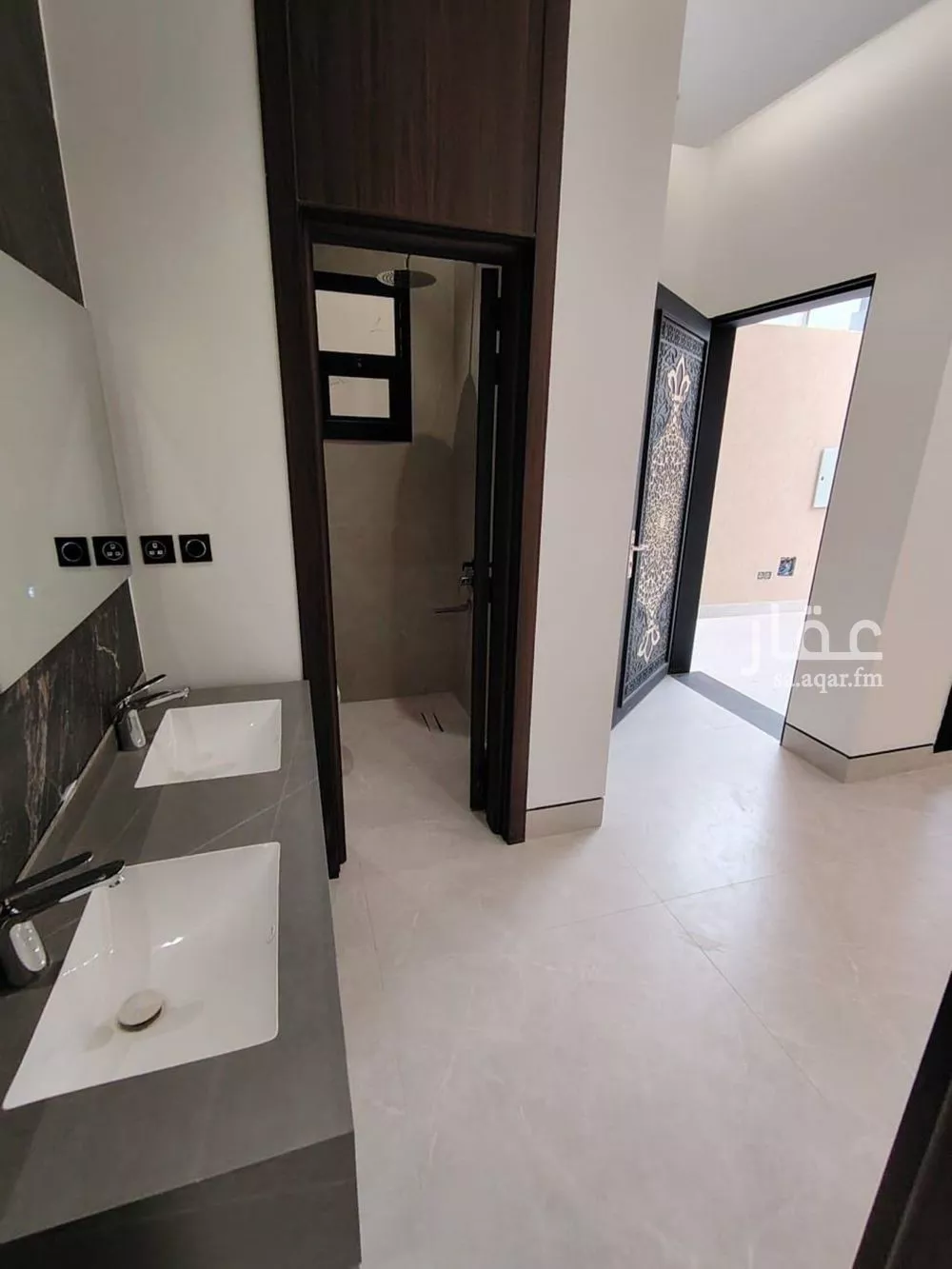 شقة 5 غرف في المونسية 16