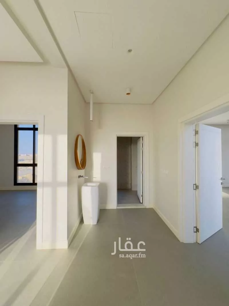 فيلا 6 غرف في العارض 11