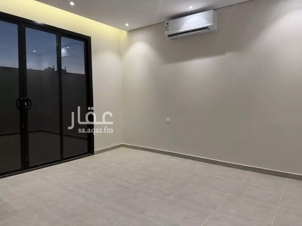 3 bedroom apartment in Al Rimal 4