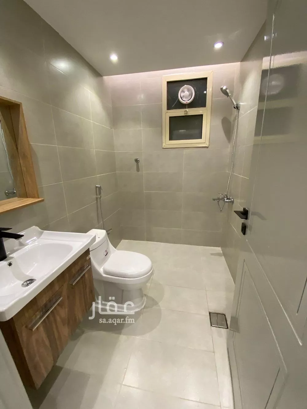 شقة 3 غرف في المونسية 5