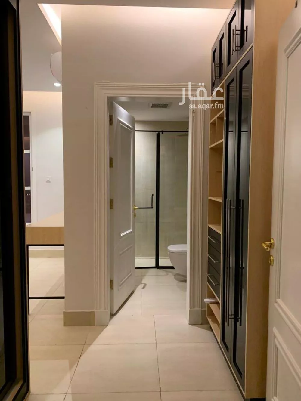 شقة 5 غرف في الملقا 2