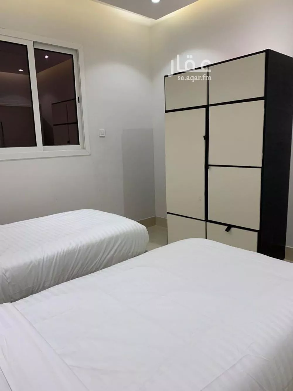 شقة 5 غرف في الملقا 10