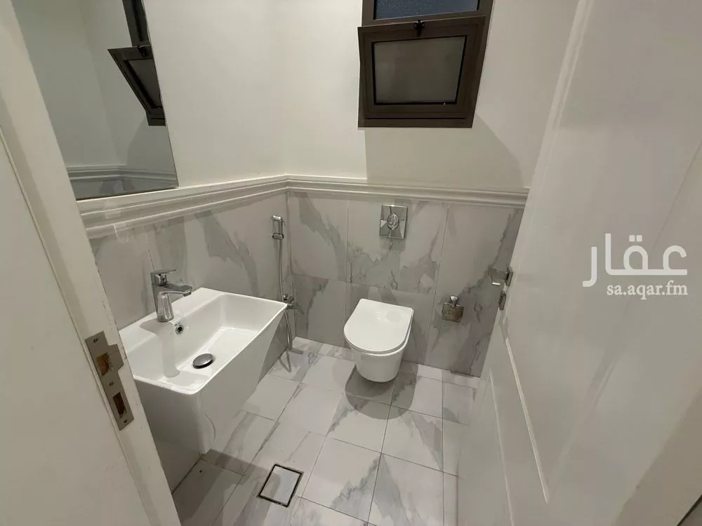 شقة 3 غرف في الملقا 2