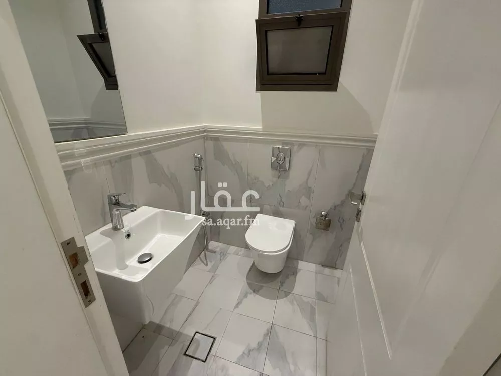 شقة 3 غرف في الملقا 9