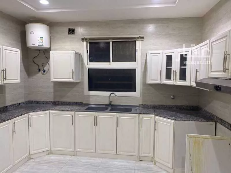 شقة 3 غرف في عكاظ 5