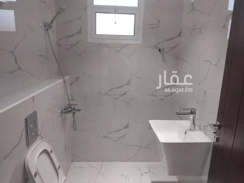 شقة 3 غرف في الملقا 13