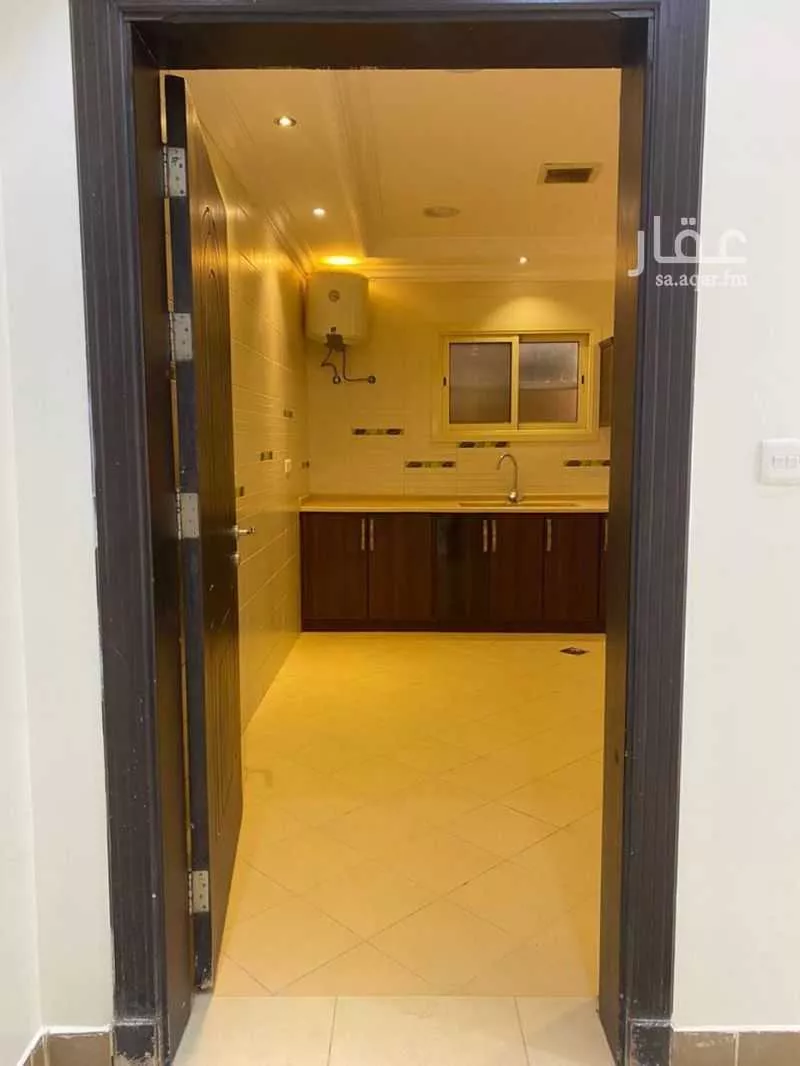 4 bedroom floor in Dhahrat Laban 16