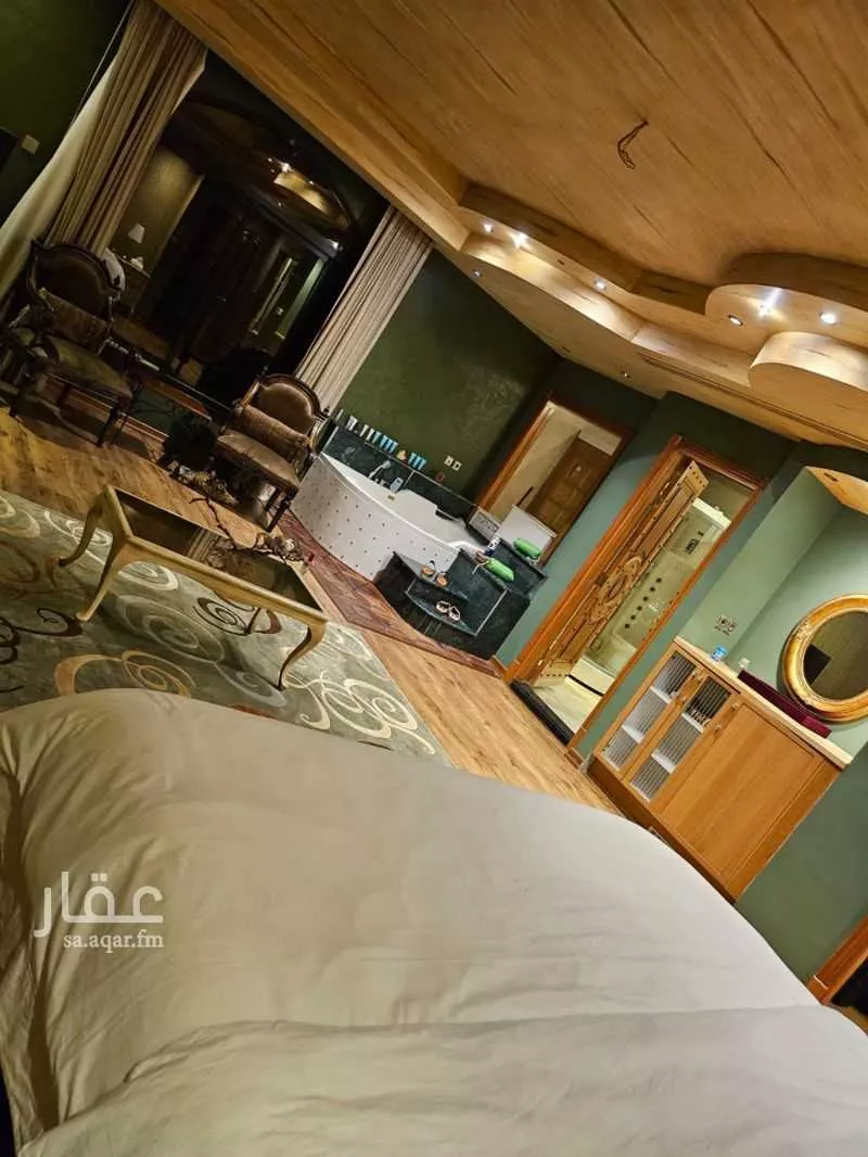 فيلا 8 غرف في الخالدية 3