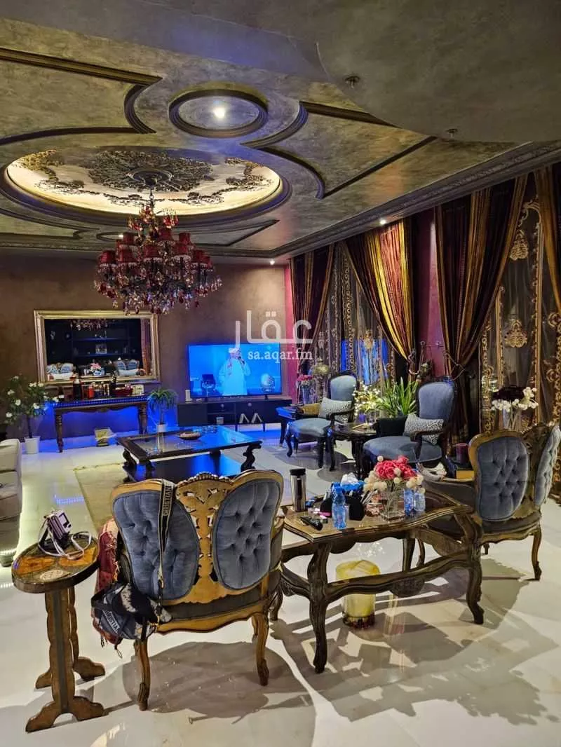 فيلا 8 غرف في الخالدية 4