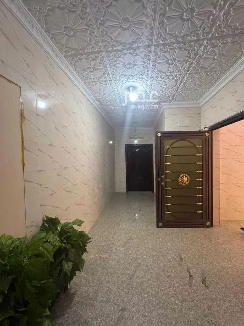 عمارة 800 م² في الروابي 5