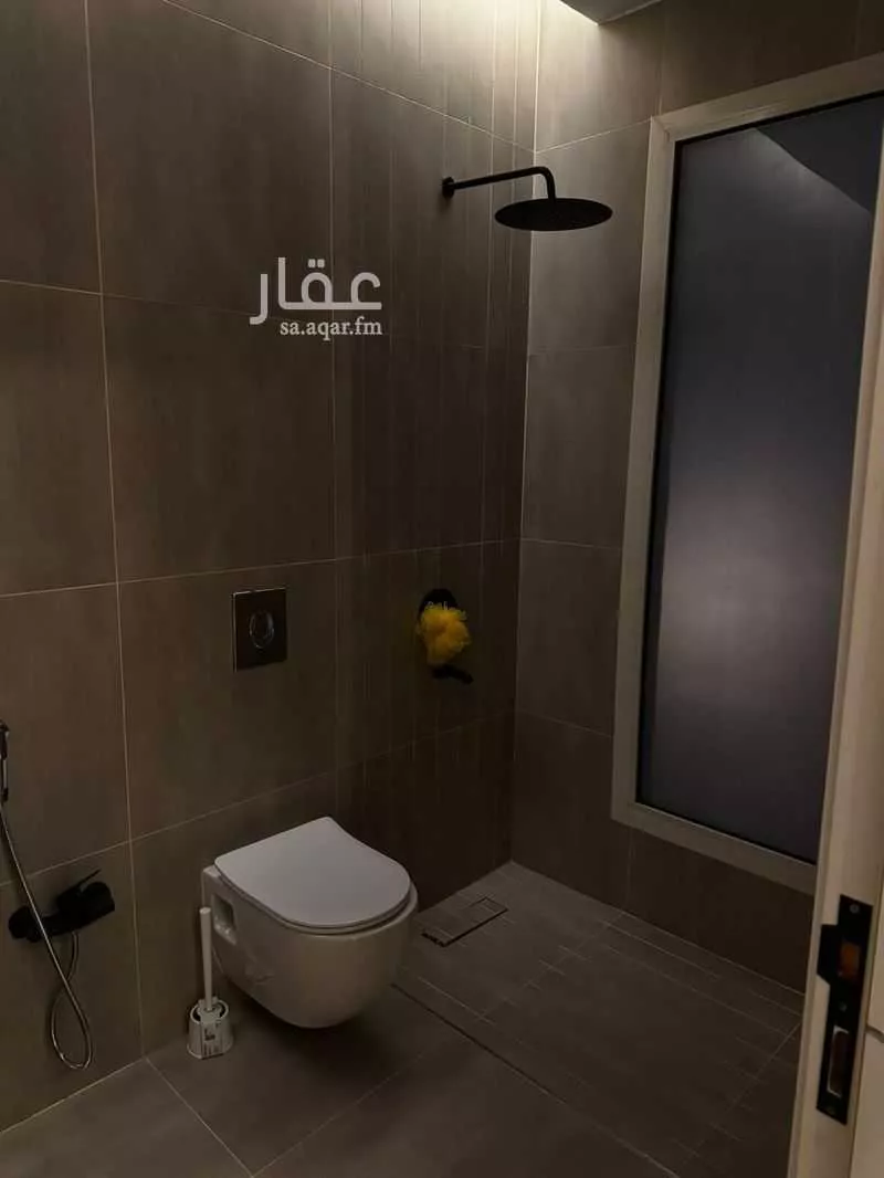 شقة 2 غرف في الملقا 6