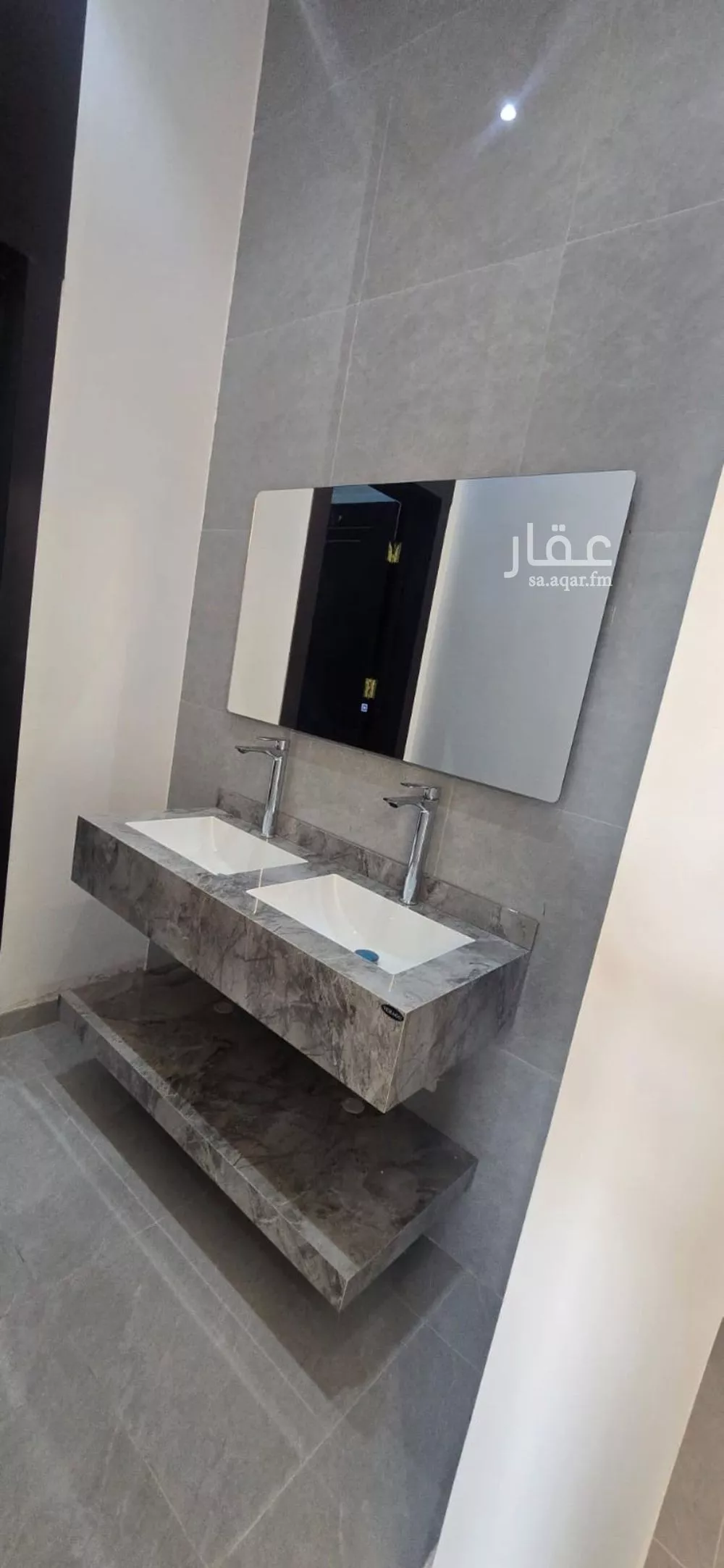 دور 4 غرف في العارض 11