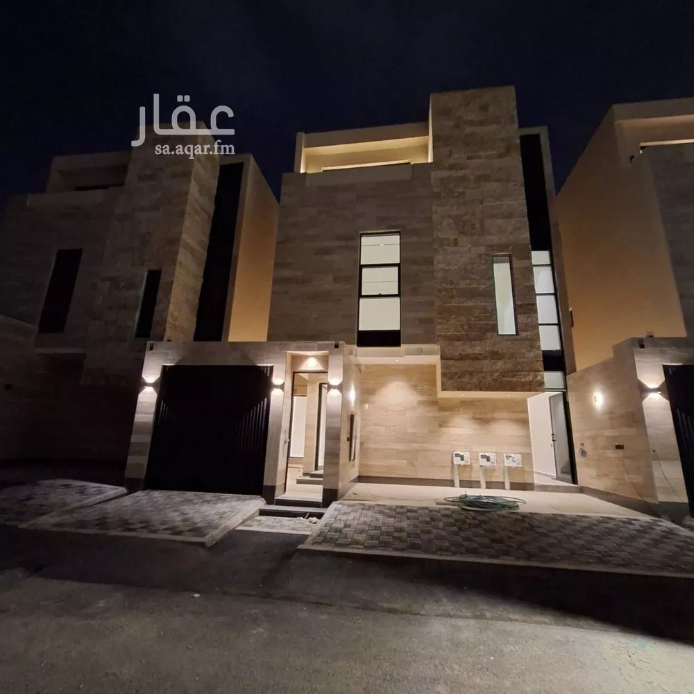 5 bedroom floor in Al Maizilah 11