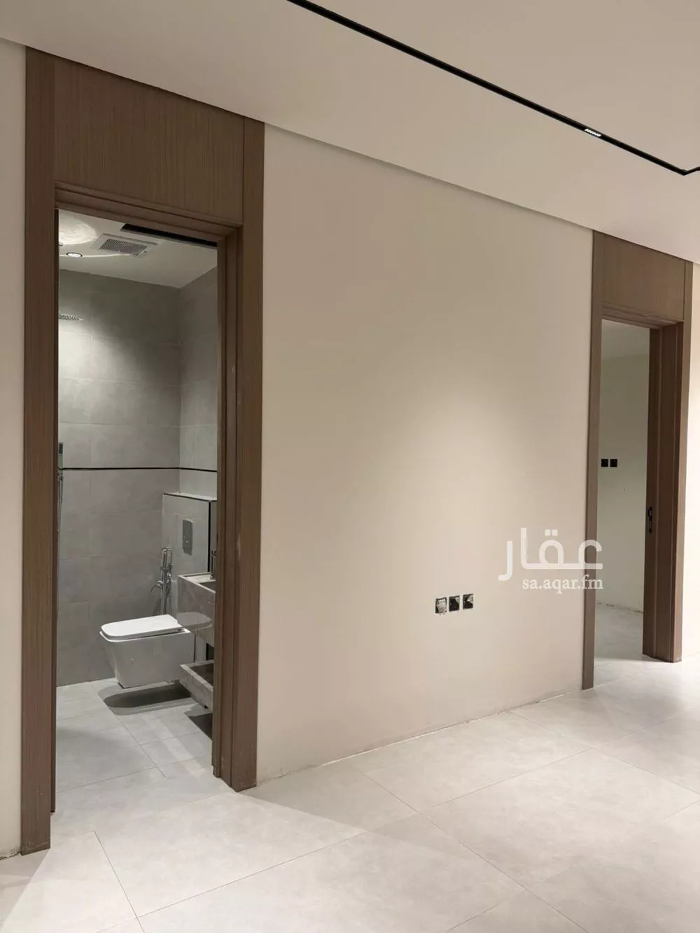 4 bedroom floor in Al Maizilah 9