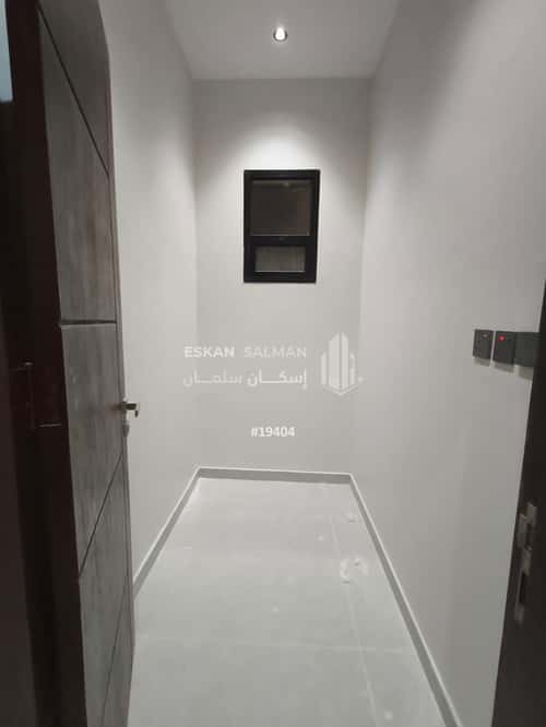5 bedroom floor in Al Janadriyah 13