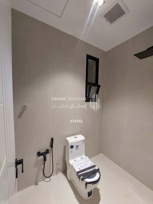 13 bedroom villa in Al Khaleej 8