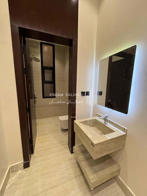 5 bedroom floor in Al Khaleej 8