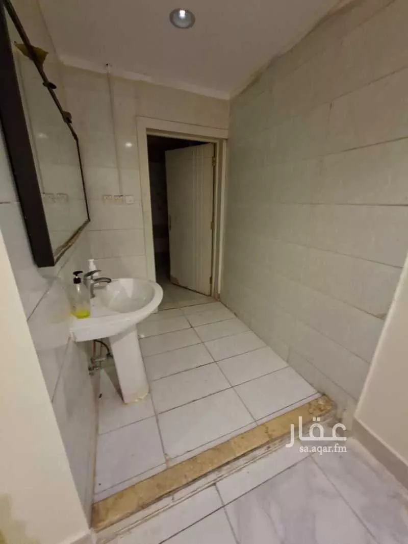 مكتب 312 م² في قرطبة 2