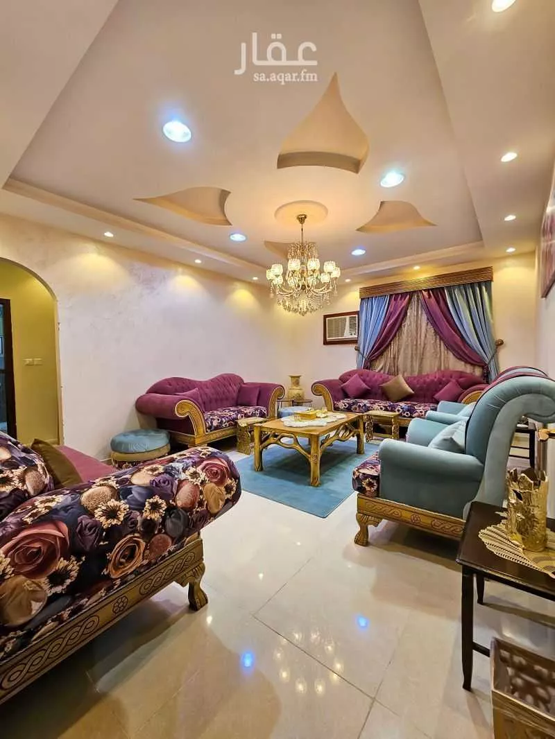 شقة 5 غرف في البحيرات 5