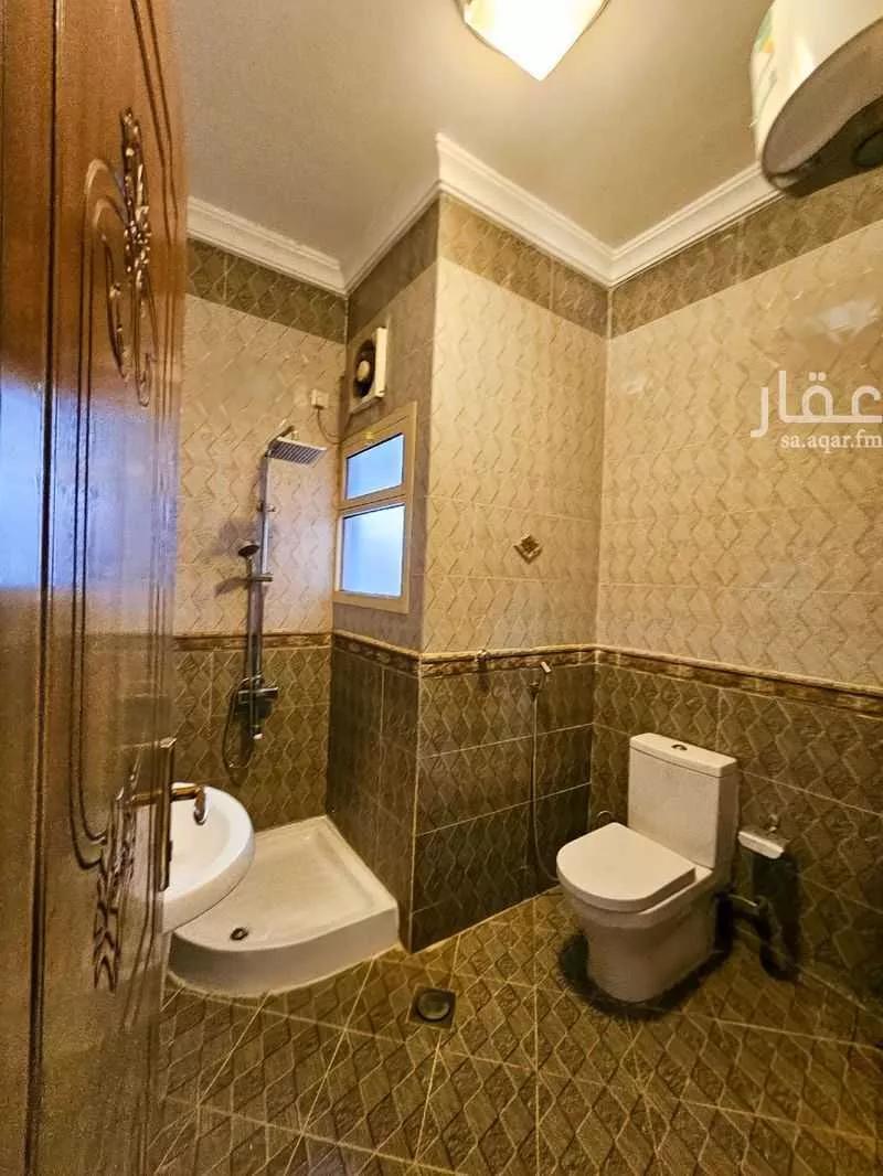 شقة 5 غرف في البحيرات 7