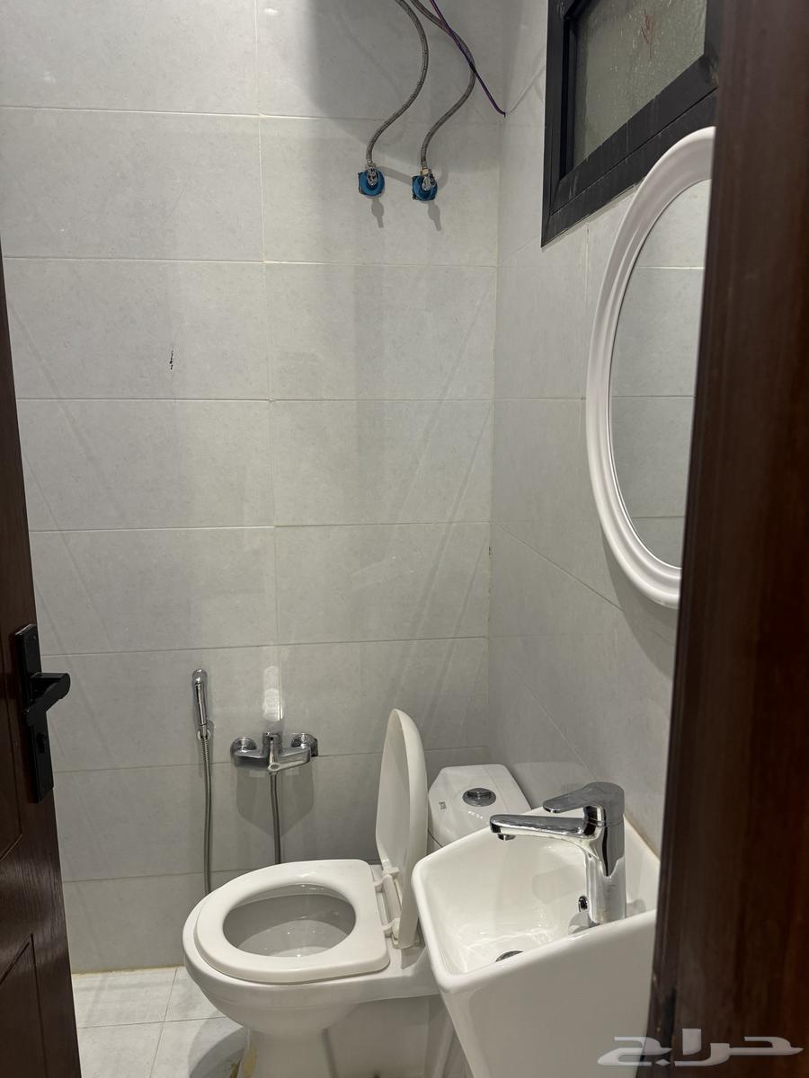 1 bedroom apartment in Dhahrat Laban 3