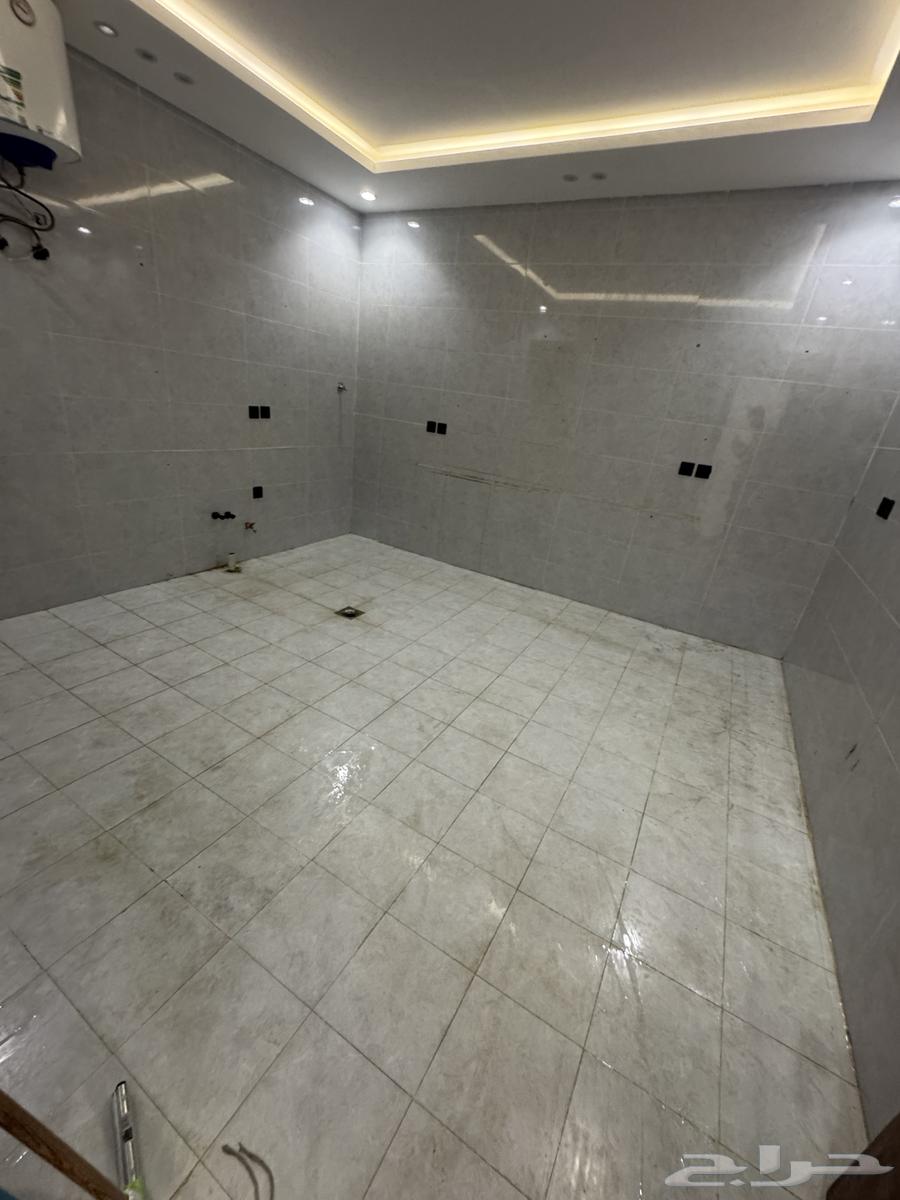 شقة 3 غرف في الرمال 6