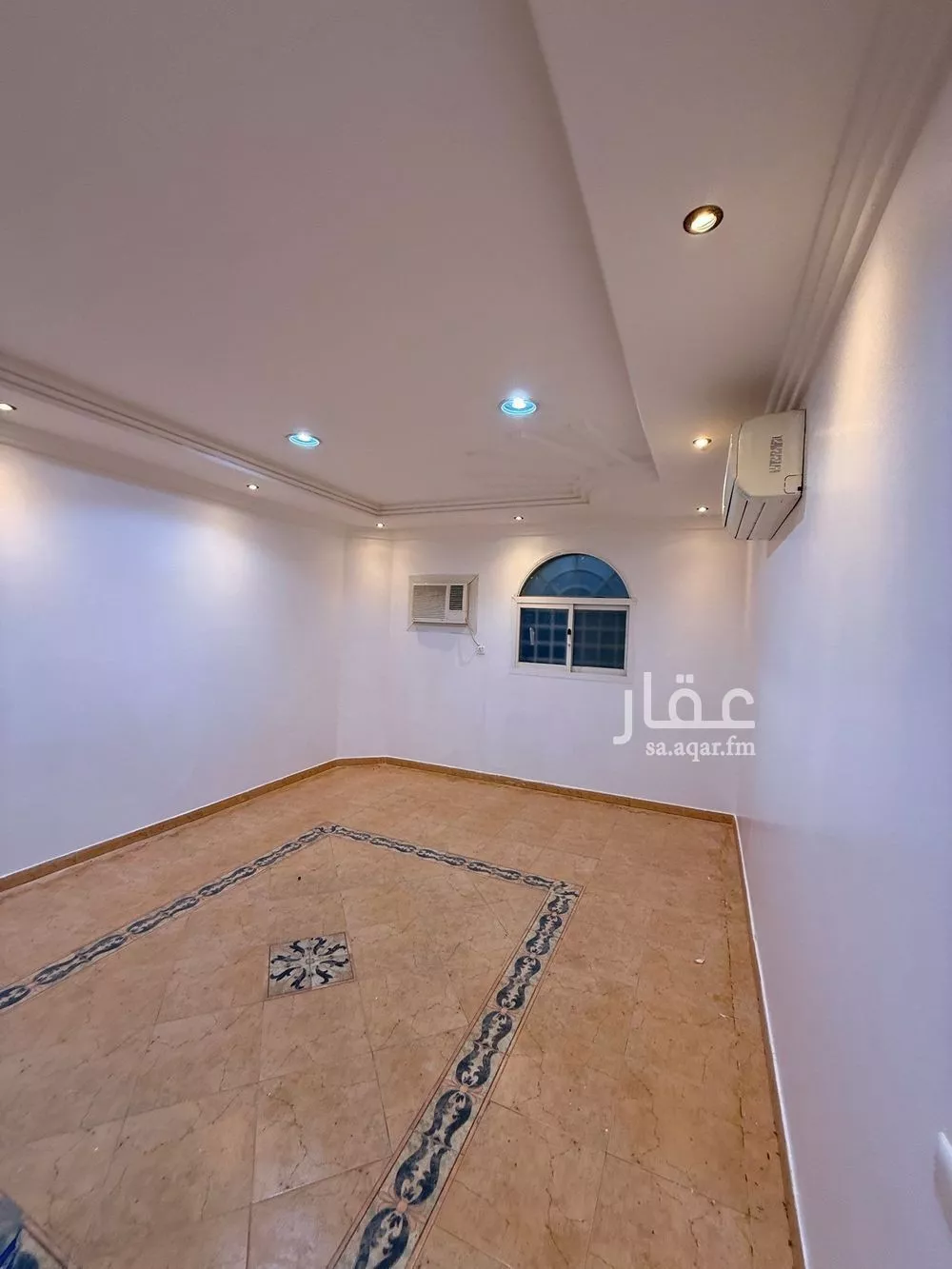 4 bedroom floor in Al Quds 2