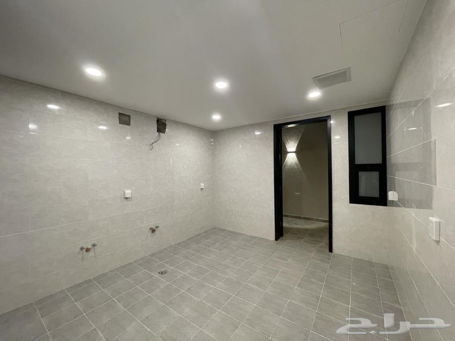 10 bedroom villa in Al Janadriyah 13