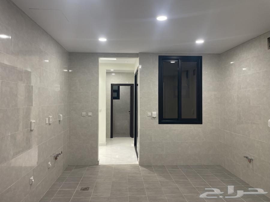 10 bedroom villa in Al Janadriyah 16