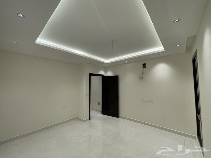 10 bedroom villa in Al Janadriyah 27