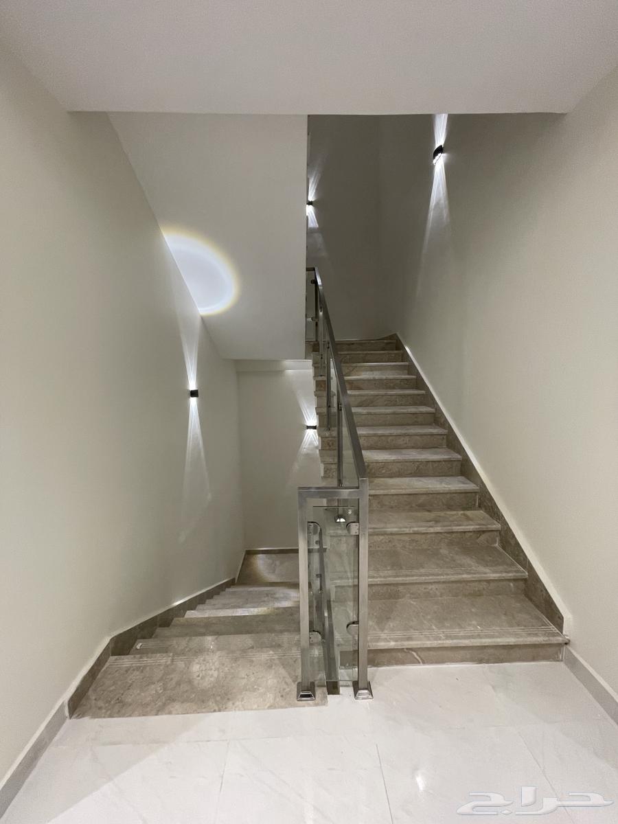 10 bedroom villa in Al Janadriyah 30