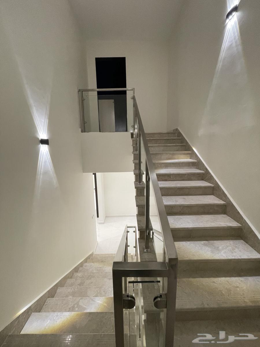 10 bedroom villa in Al Janadriyah 31