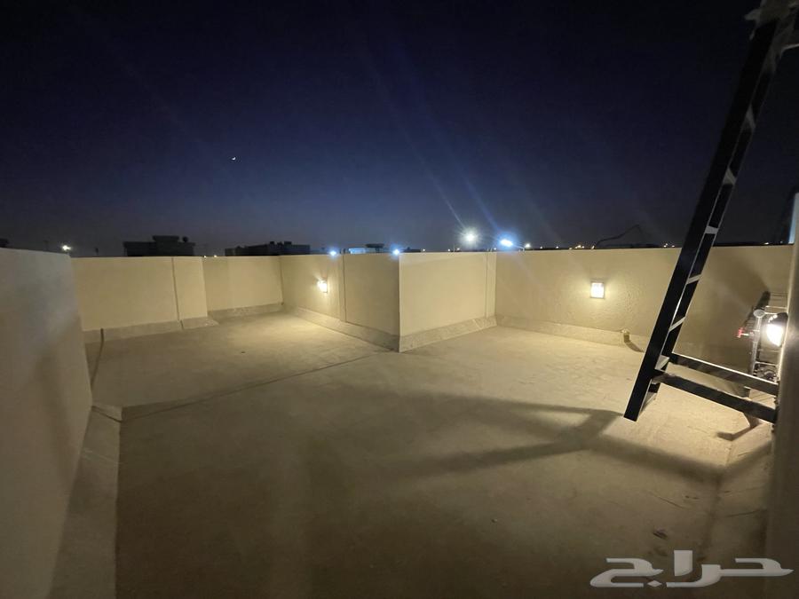 10 bedroom villa in Al Janadriyah 33