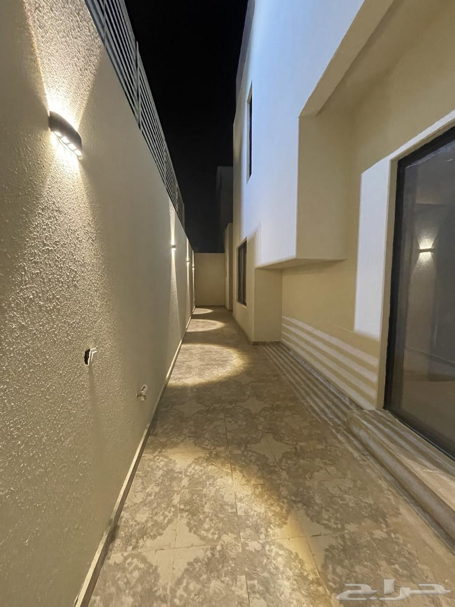 10 bedroom villa in Al Janadriyah 7