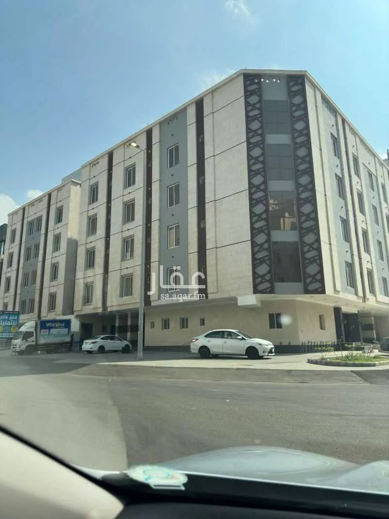 شقة 4 غرف في الصوارى 3