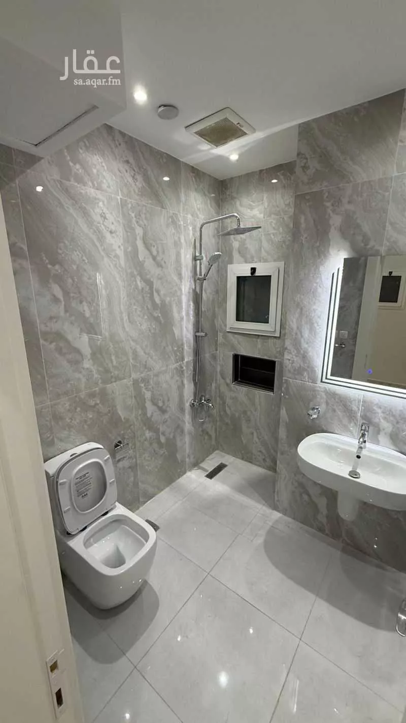 شقة 4 غرف في الصوارى 5