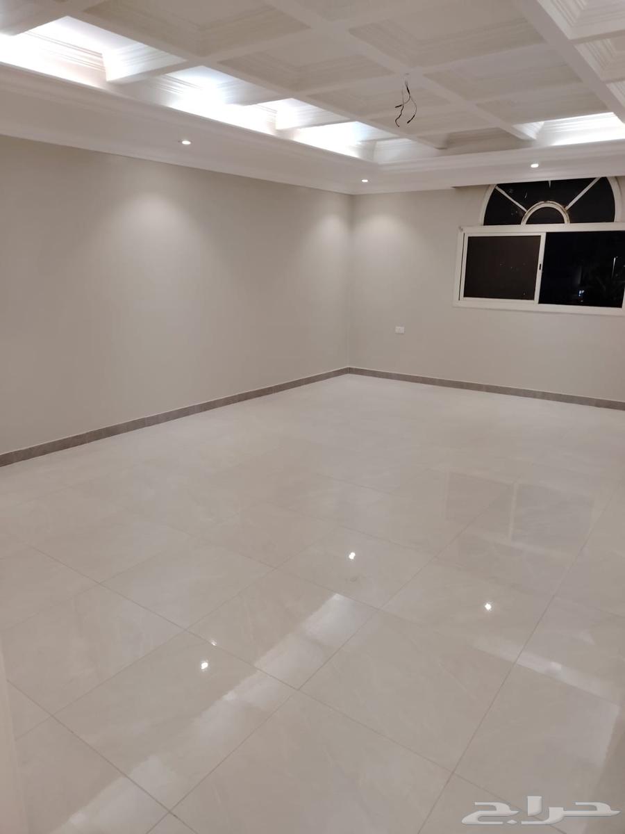 شقة 5 غرف في الصفا 4