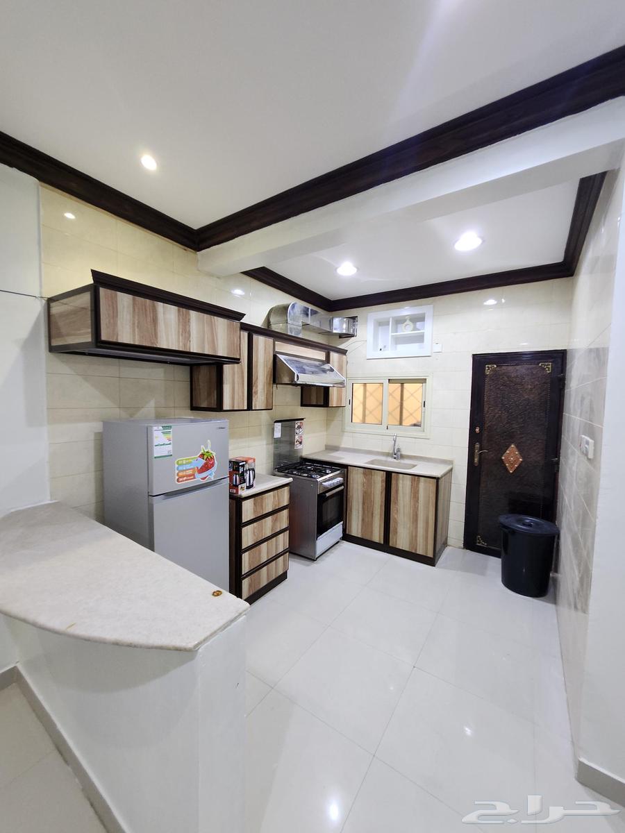 شقة 3 غرف في النايفية 5